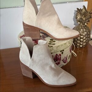 BP Cream Ankle Booties with Wooden Heel